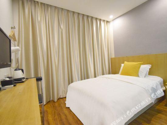 Чунцин: Oupai Shishang Hotel (Shapingba)
