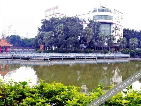 Наньнин: HanTing Hotel (Nanning Guangxi University)