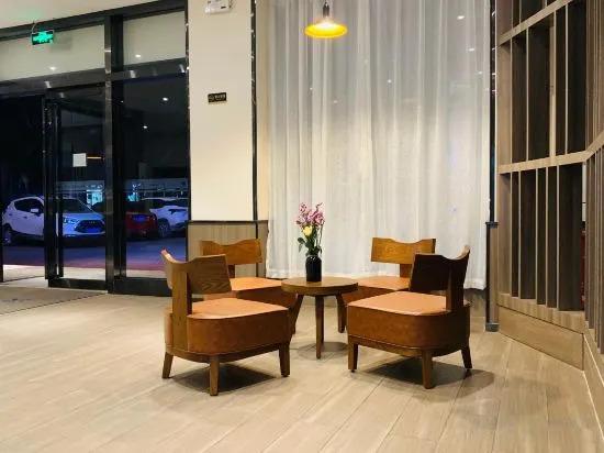 Наньнин: HanTing Hotel (Nanning Guangxi University)