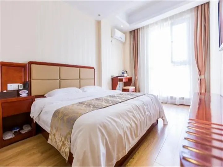 Циньхуандао: Starway Hotel Heping Avenue