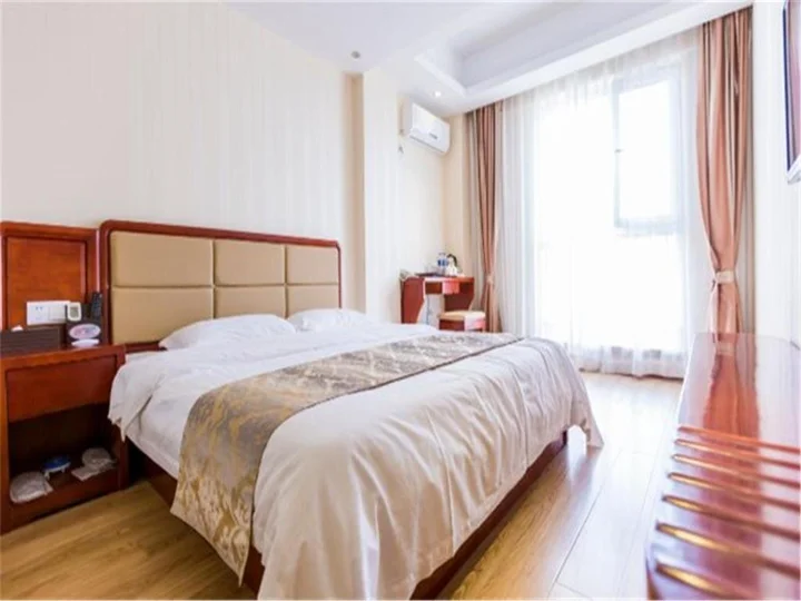 Циньхуандао: Starway Hotel Heping Avenue