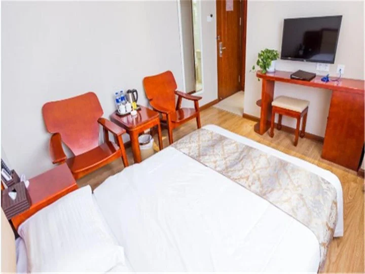 Циньхуандао: Starway Hotel Heping Avenue