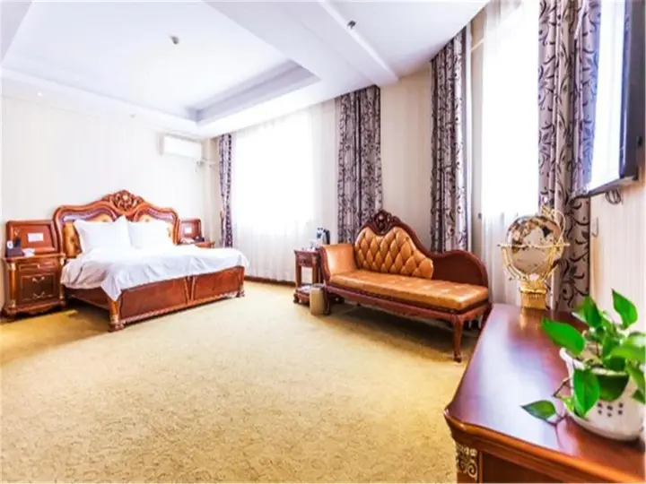 Циньхуандао: Starway Hotel Heping Avenue