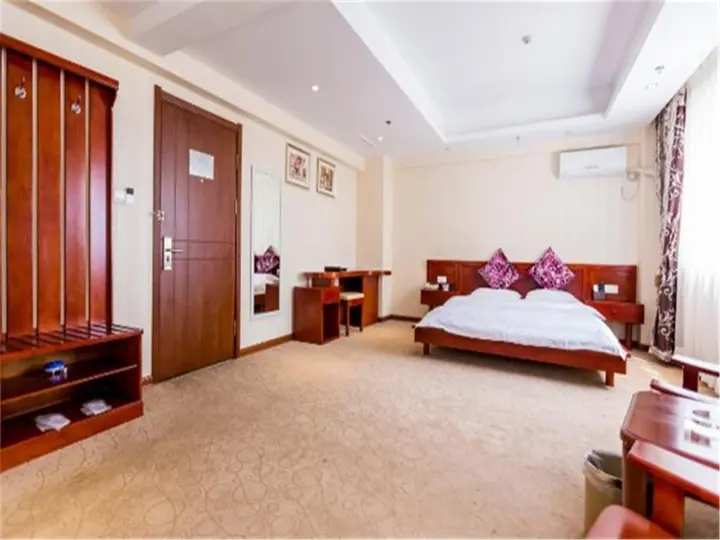 Циньхуандао: Starway Hotel Heping Avenue