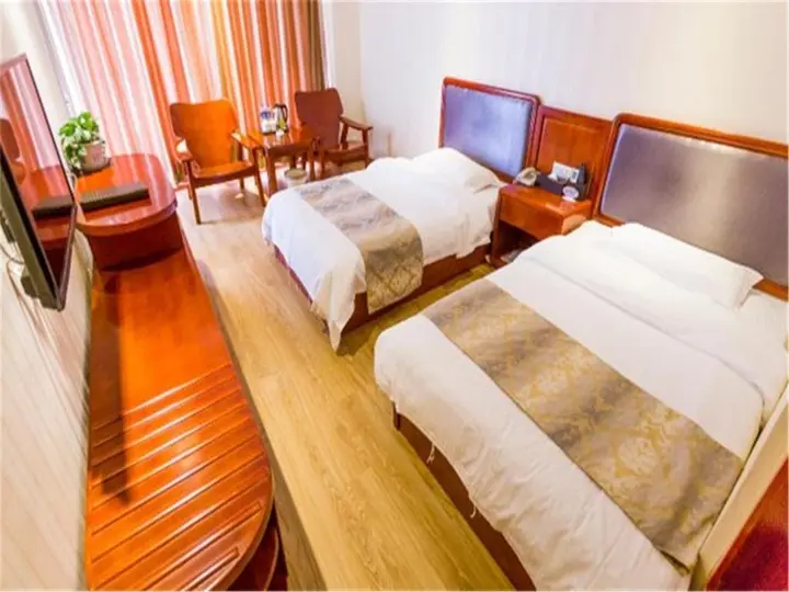 Циньхуандао: Starway Hotel Heping Avenue