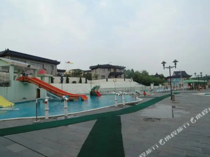 Пинсян: Number One Metropolitan Garden Hotel