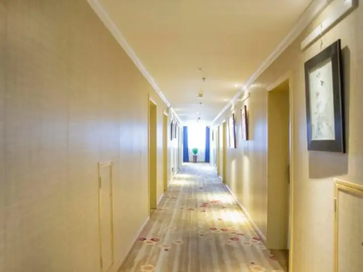 Пинсян: Number One Metropolitan Garden Hotel