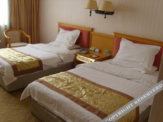 Цюйцзин: Xinyuan Hotel