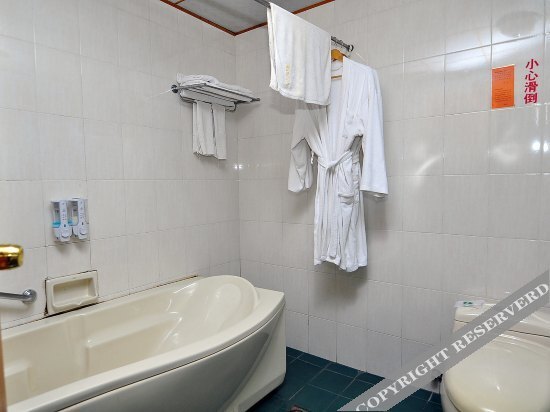 Цюйцзин: Xinyuan Hotel