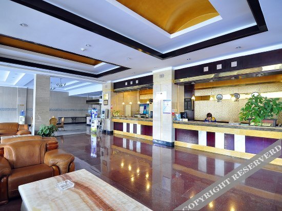 Цюйцзин: Xinyuan Hotel