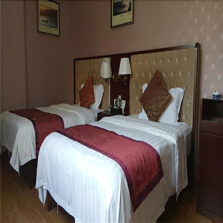 Мейчжу: Shunjing Business Hotel