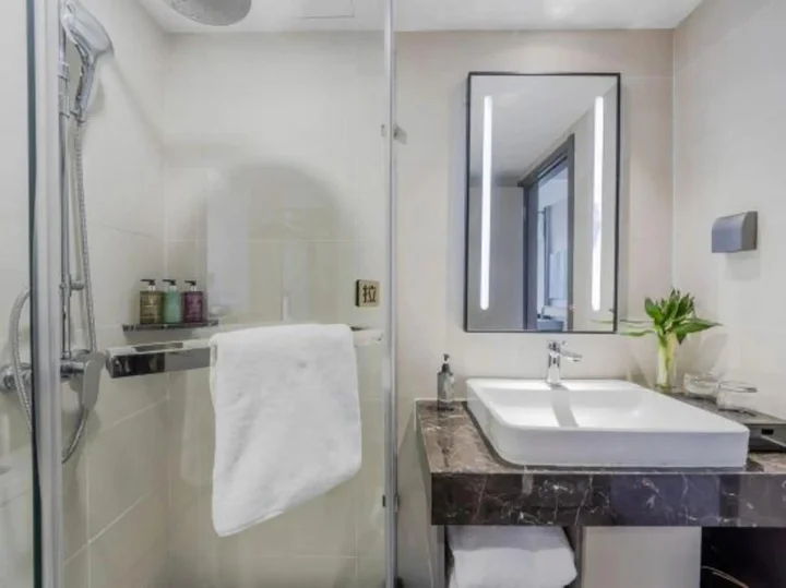 Шаоксинг: Homeinn Selected Hotel (Shaoxing East Station Wanhecheng)
