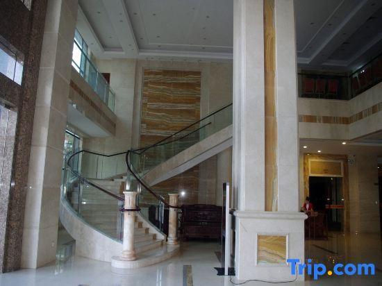 Янгиианг: Yangjiang Yintai Hotel (Baili Plaza Branch)