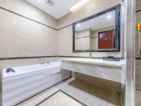 Янгиианг: Yangjiang Yintai Hotel (Baili Plaza Branch)