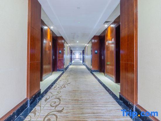 Янгиианг: Yangjiang Yintai Hotel (Baili Plaza Branch)