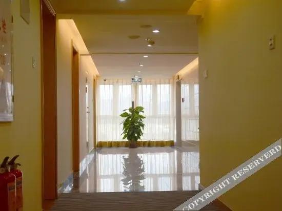 Чжухай: Zhuhai Constellation Theme Hotel