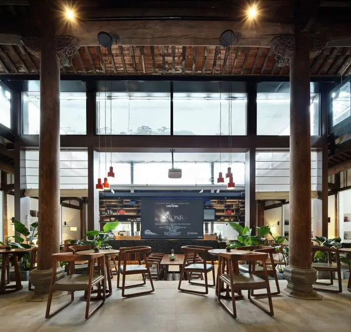 Хуаншань: Huangshan POISE Hotel