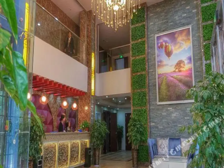 Лоян: Lavender Manor Hot Spring Inn