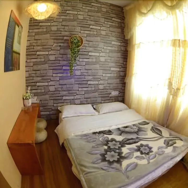 Чжаотун: Kuanzhai Xiangzi Holiday Hotel