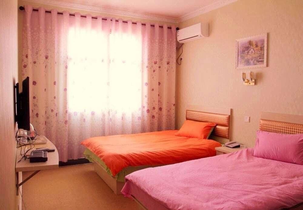 Сяньян: Xi'an Aiweixin Theme Hotel