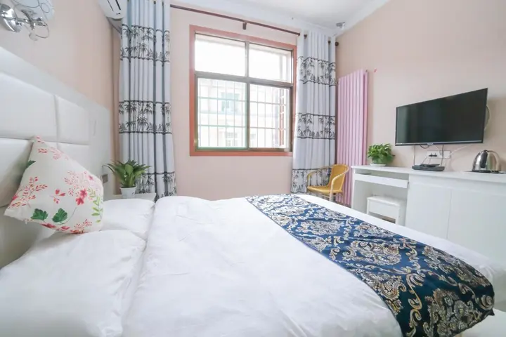 Сяньян: Xi'an Aiweixin Theme Hotel