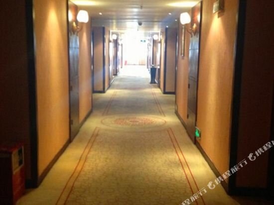 Шаогуань: Ying Bin Hotel