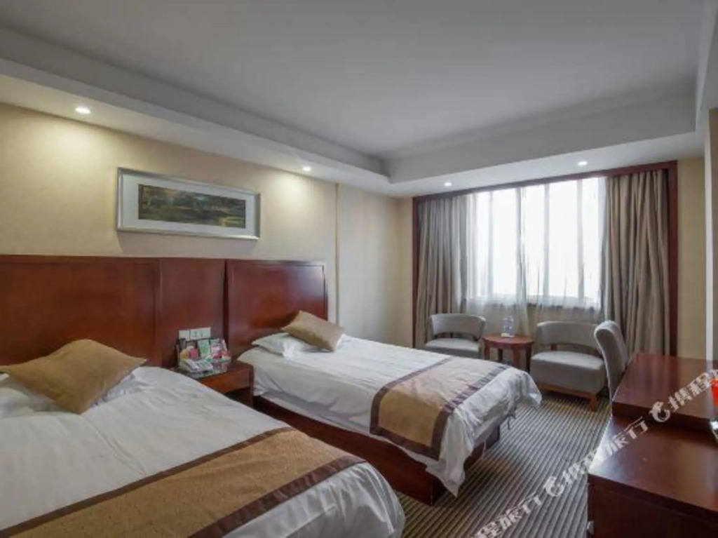 Вэньчжоу: Rongting Hotel Wenzhou Jinse Nianhua