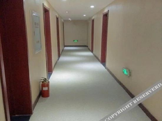 Шэньян: Yashi Hotel (Shenyang Sanhao Street)