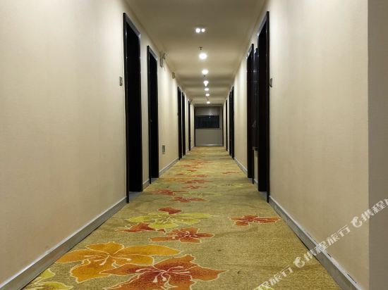 Тайчжоу: Deer Manxin Hotel (Taizhou Jinqing)