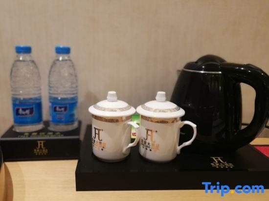 Хойчжоу: Jinghao Hotel
