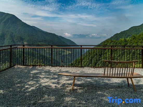 Лишуй: Yunduan Mijing Boutique Hostel