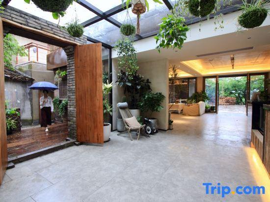 Лишуй: Yunduan Mijing Boutique Hostel