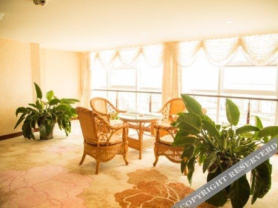 Цюйцзин: Yunzhuyuan Hotel