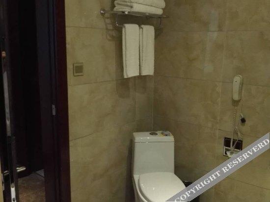 Цюйцзин: Yunzhuyuan Hotel