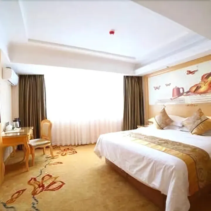 Наньнин: Vienna 3 Best Hotel Nanning Station