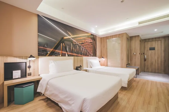 Шанхай: Atour Hotel (Shanghai Int. Tourism XiuYan Rd)