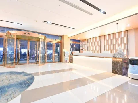 Хуайнань: Gujing Junlai Hotel