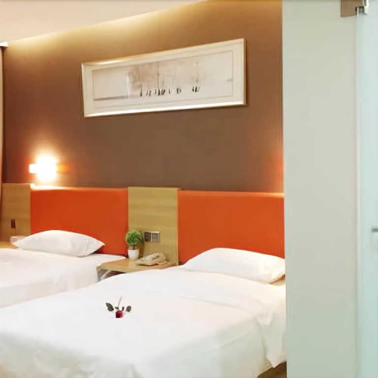Лоян: Comfort Hotel