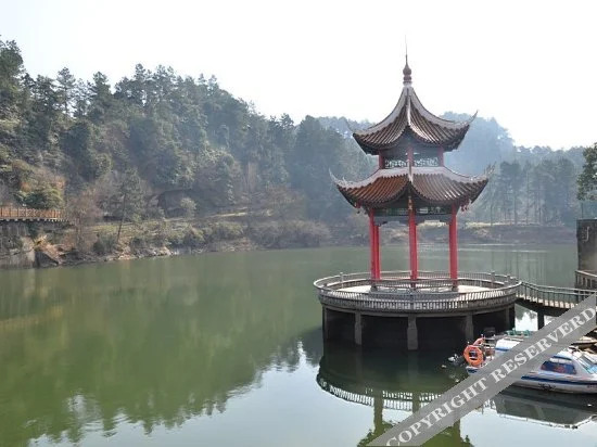 Мэйшань: Chuanshihu Hotel