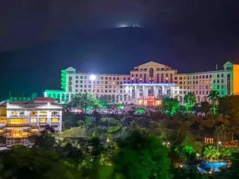 Хойчжоу: Fengling Yazhu Hotel
