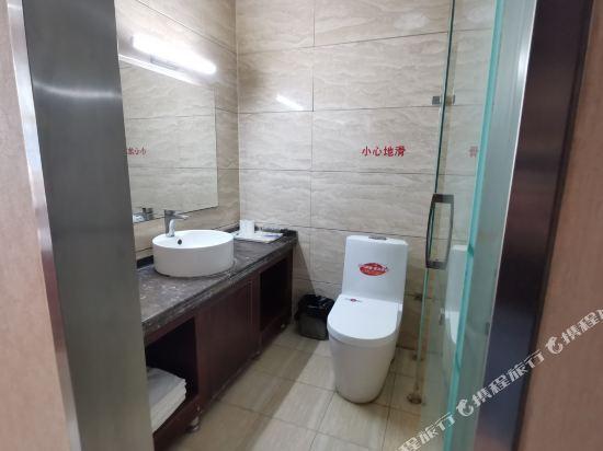 Линьи: Yuyuan Hotel