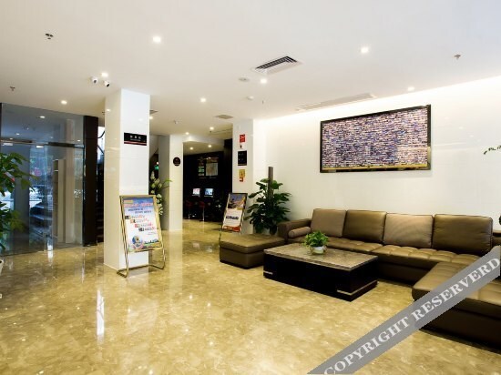 Фучжоу: Super 8 Hotel FuZhou North Road Sai Wan