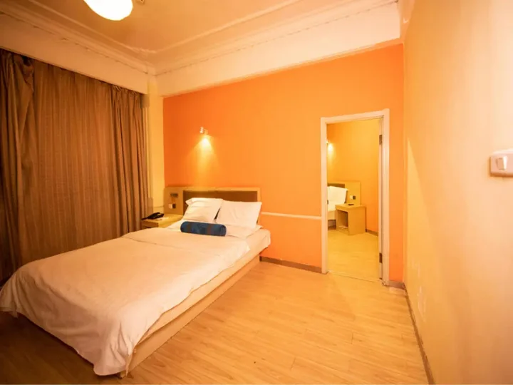 Харбин: 7 Days Inn (Harbin Railway Station Square)