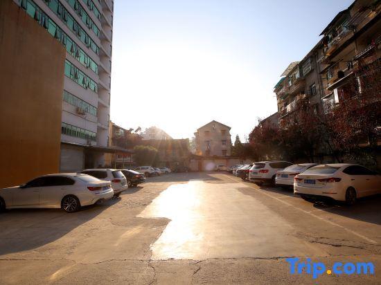 Лишуй: Yunhe Hotel