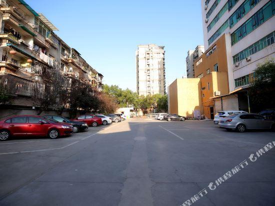 Лишуй: Yunhe Hotel