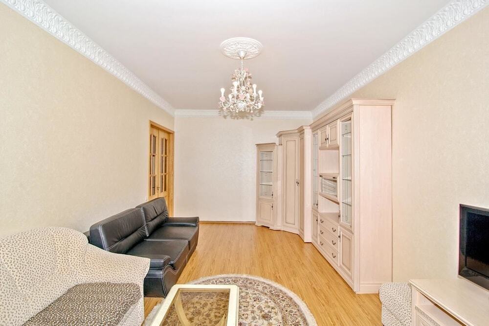 Москва: ApartExpo на Кутузовском 35-32