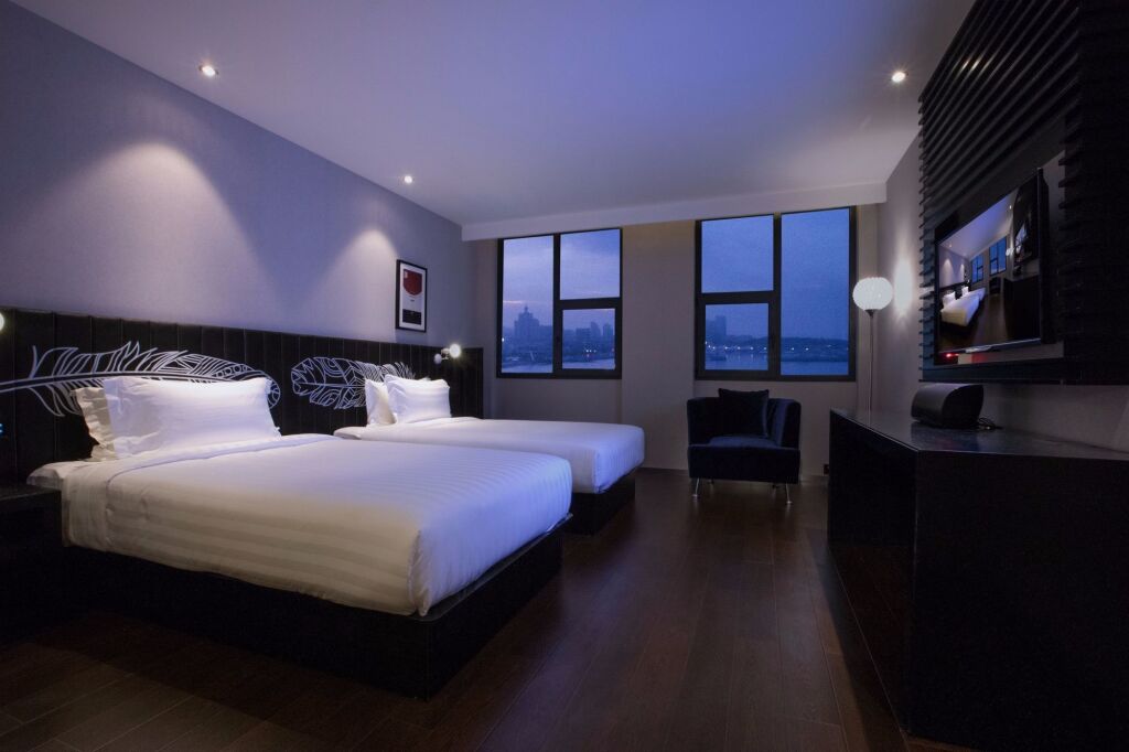Циндао: Orange Crystal Hotel Wusi Square Seaview