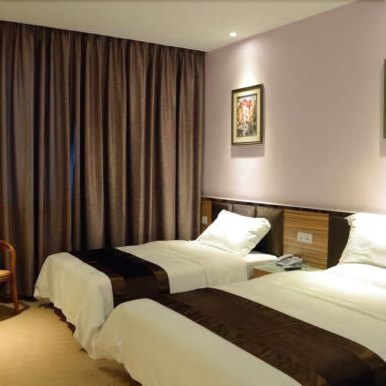 Джиангме: Jiangmen Xinhui Yuegang Hotel