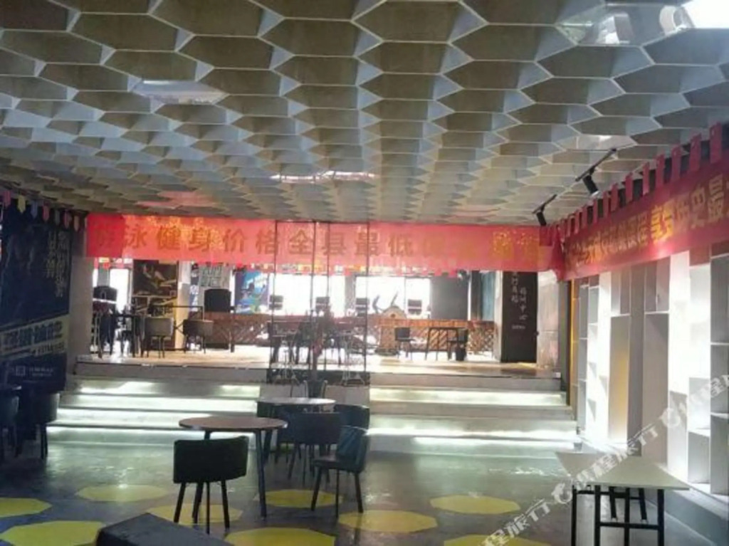 carousel image 2