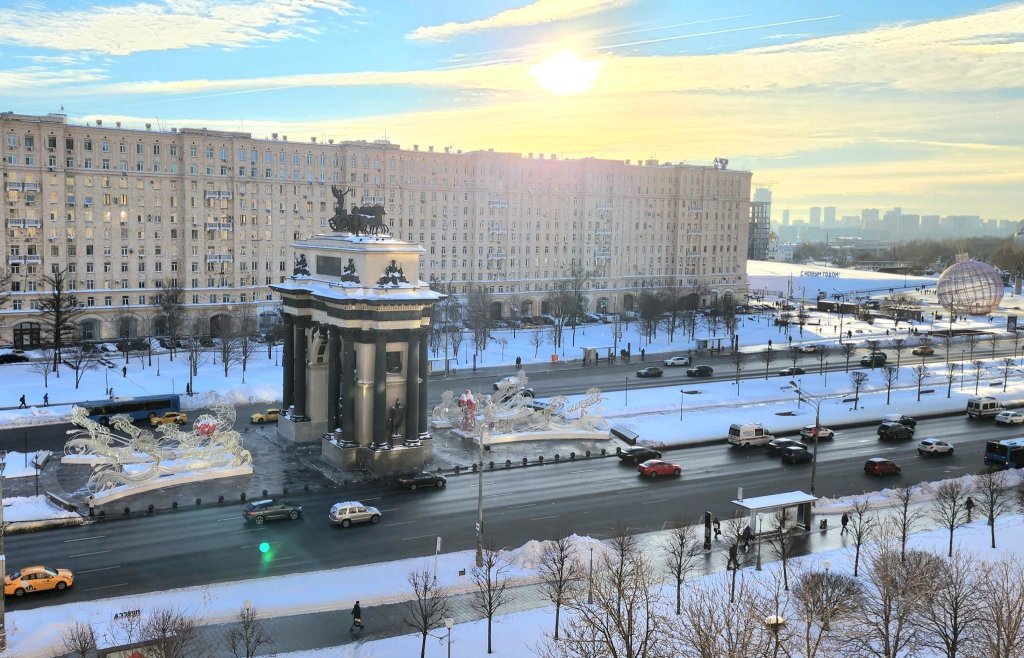 Москва: На Площади Победы
